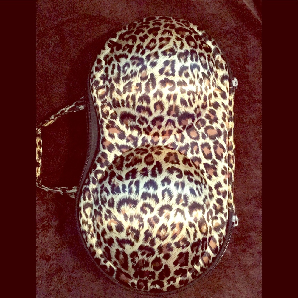 Lingerie bra travel bag